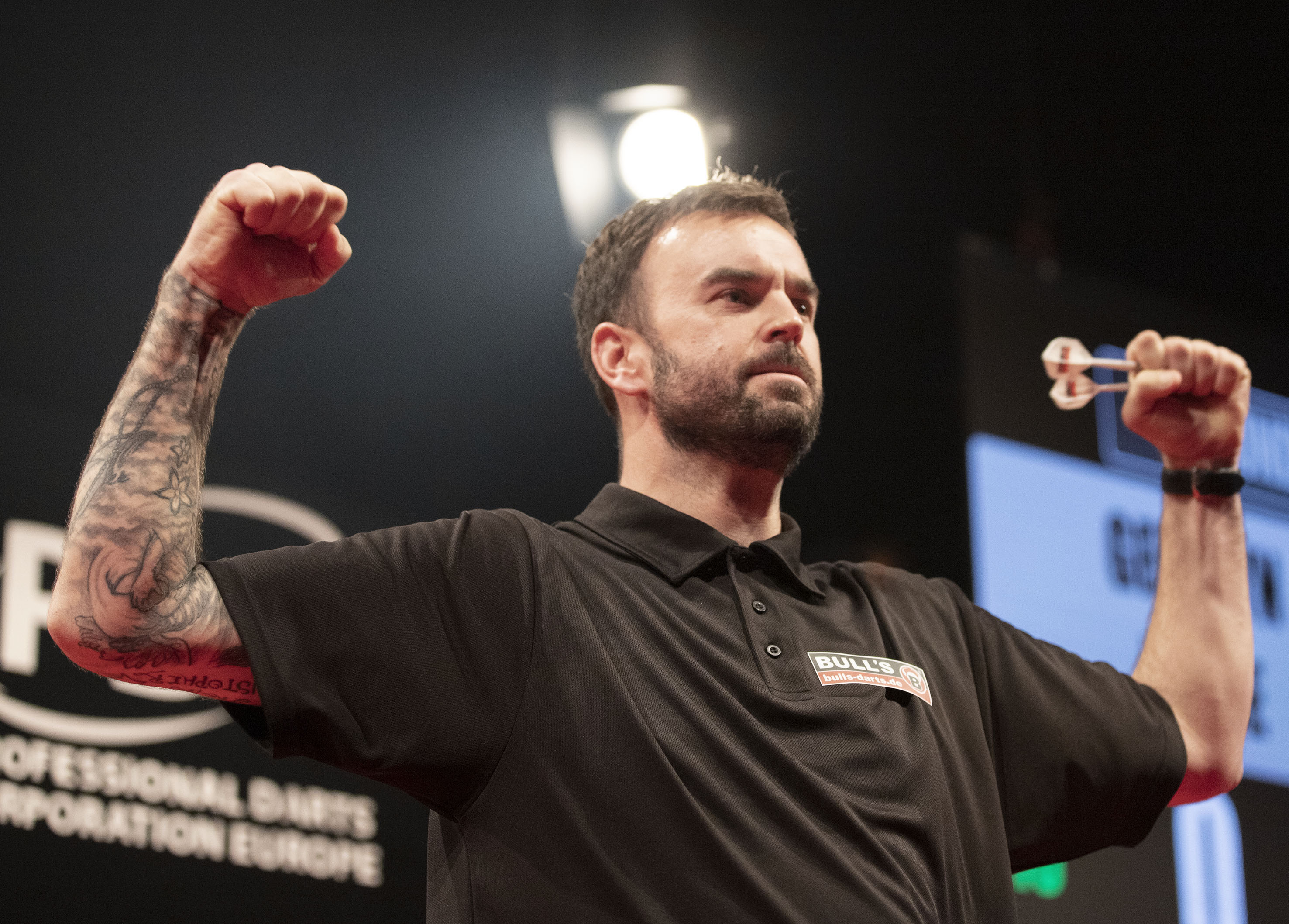 Smith ends Price's twoyear reign at International Darts Open PDC